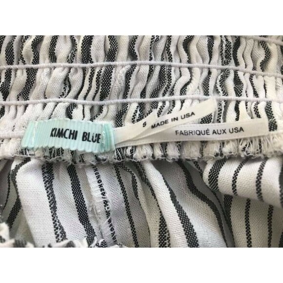KIMCHI BLUE Short Sleeve Crop Top Sz Small White Black Stripe Shirring Neckline - Picture 5 of 7